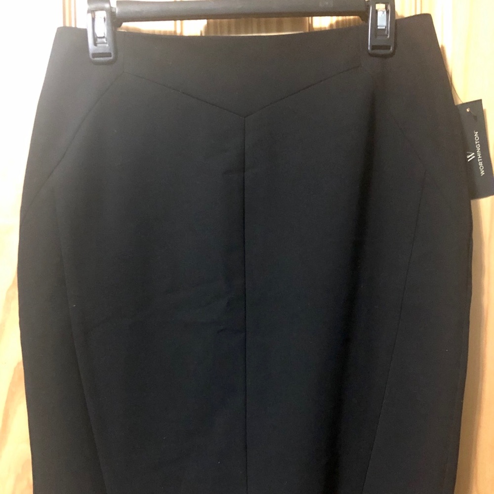 🆑Work/Formal Sleek Skirt! - Picture 2 of 7